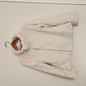 Patagonia Pelage Teddy Faux Fur Jacket Coat women's S. IVORY.